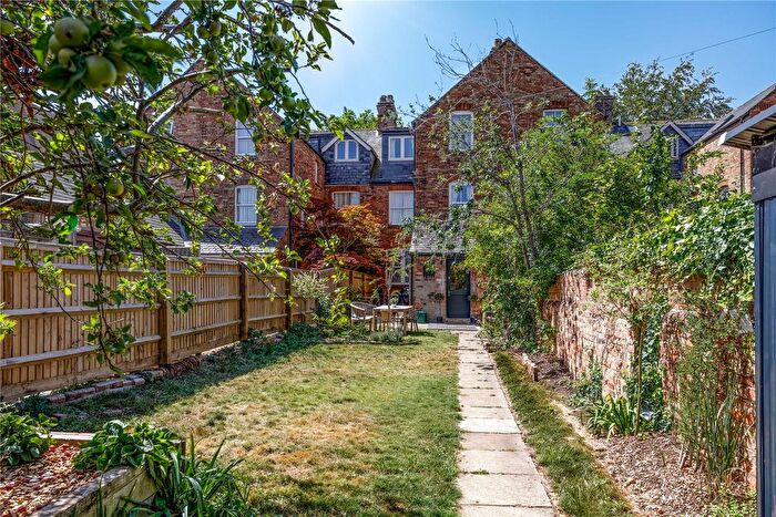 5 Bedroom Terraced House To Rent In Banbury Road, Oxford, Oxfordshire, OX2