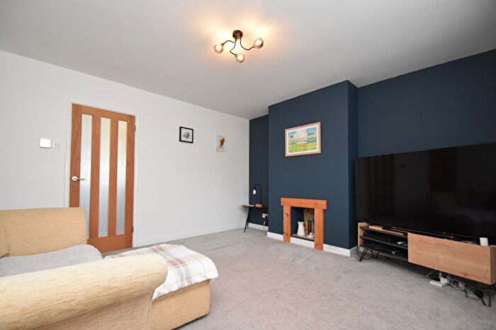 2 Bedroom Semi-Detached House For Sale In Darford, Earith, Huntingdon, PE28