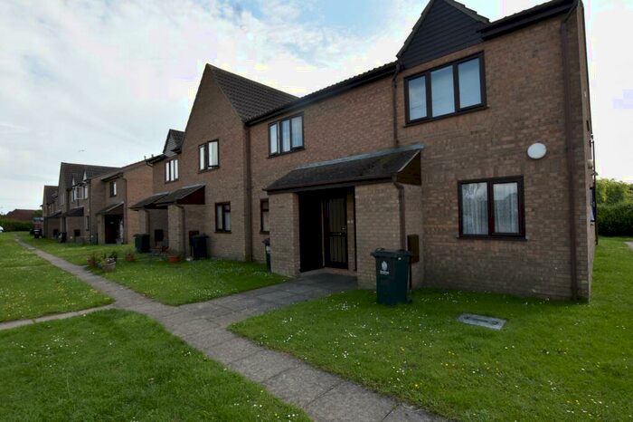 1 Bedroom Maisonette To Rent In Parklands Court, Saxmundham Way, CO16