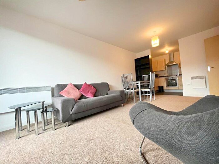 2 Bedroom Apartment To Rent In Skyline, Granville Street, B1