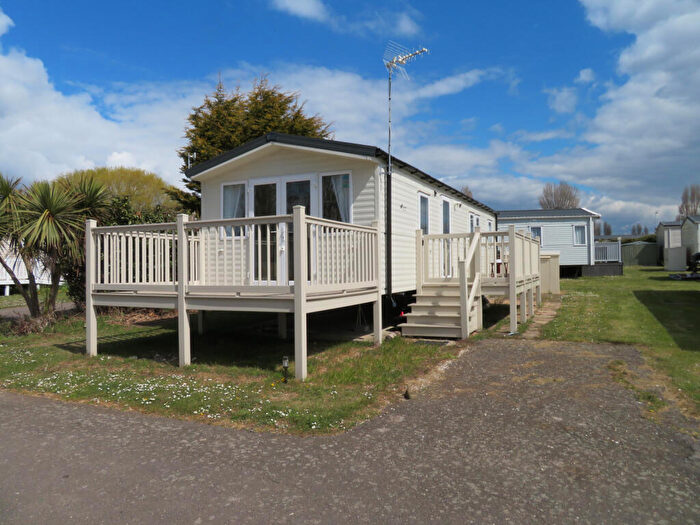 3 Bedroom Park Home For Sale In Coopers Beach, CO5