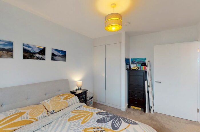 1 Bedroom Flat For Sale In Barnard House, 34 Heygate Street, Southwark, London SE17