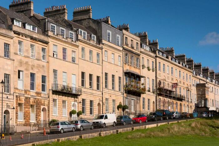 3 Bedroom Apartment To Rent In Marlborough Buildings, BA1