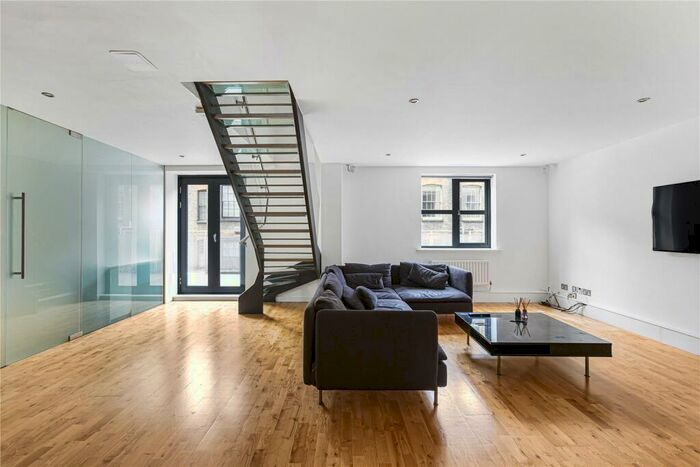 2 Bedroom Apartment To Rent In Curtain Road, Shoreditch, London, EC2A