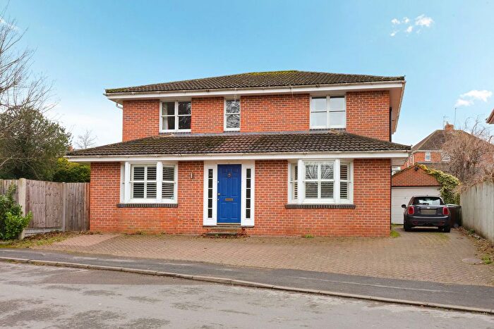 4 Bedroom Detached House For Sale In Copt Elm Close, Charlton Kings, Cheltenham, GL53