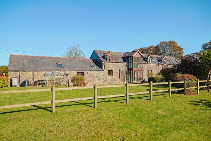 3 Bedroom Barn Conversion For Sale In Little Highway Mews, Pennard Road, Pennard, Swansea, SA3