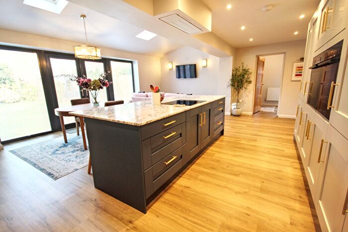 4 Bedroom Detached House For Sale In Valley Prospect, Newark, NG24