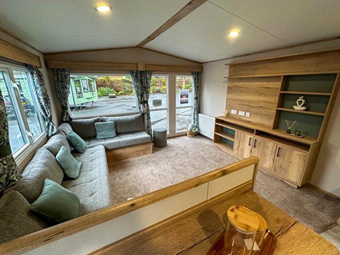 2 Bedroom Park Home For Sale In Drimsynie Holiday Village, PA24