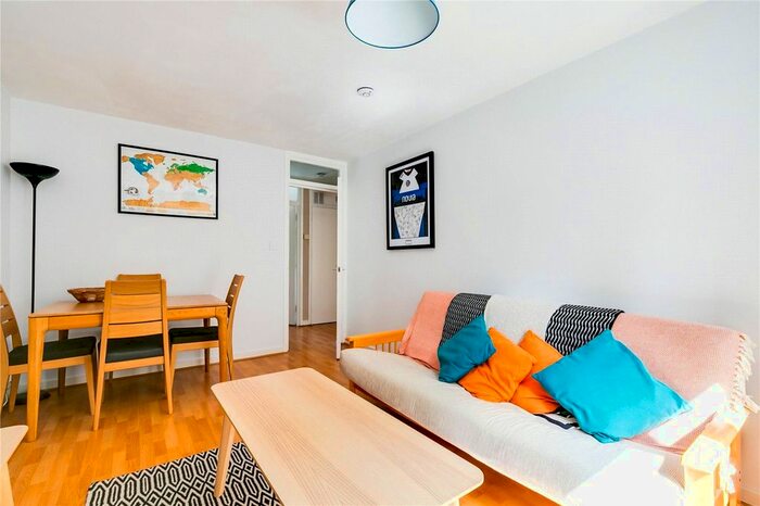 1 Bedroom Flat To Rent In Nantes Close, Wandsworth, London, SW18