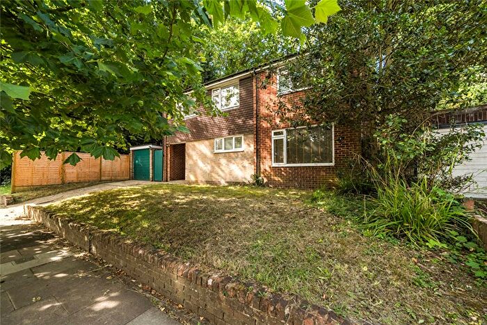 3 Bedroom Detached House For Sale In Ravensbourne Avenue, Bromley, BR2