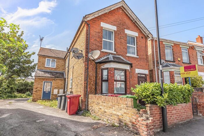 1 Bedroom Apartment To Rent In Slough, Berkshire, SL1