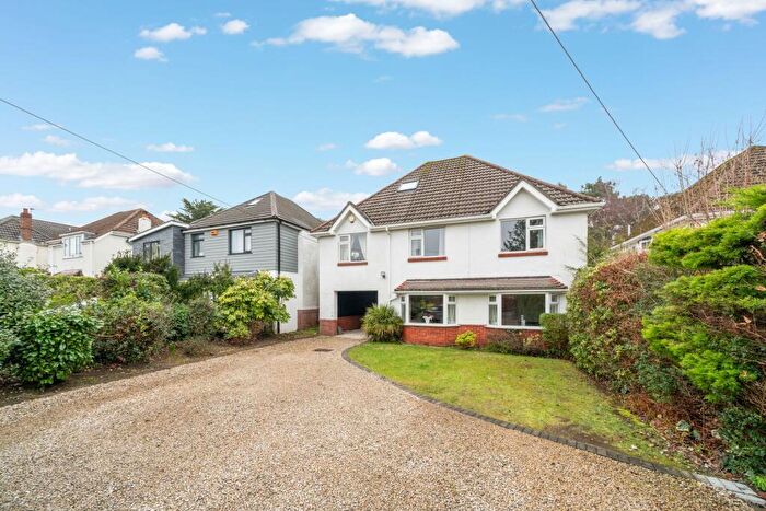 5 Bedroom Detached House For Sale In Glenmoor Road, West Parley, BH22