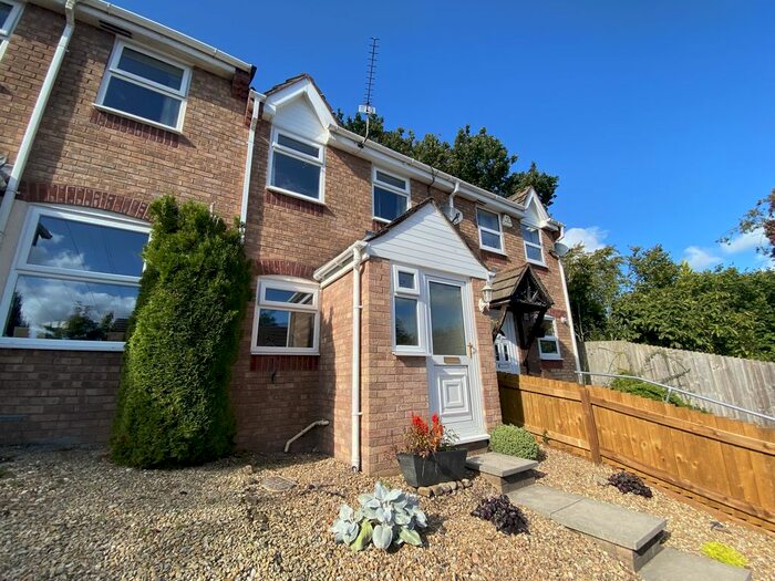 3 Bedroom Terraced House To Rent In Pant Gwyn Close, Henllys, Cwmbran, NP44