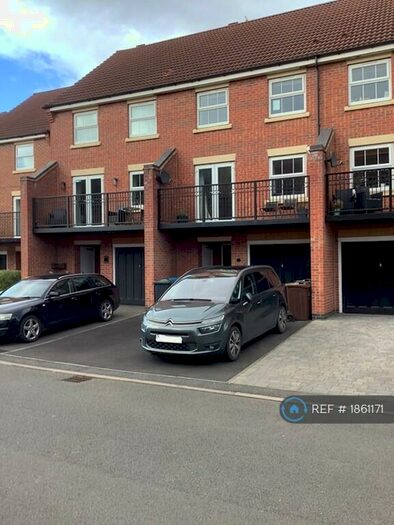 4 Bedroom Terraced House To Rent In Avalon Drive, Chellaston, Derby, DE73