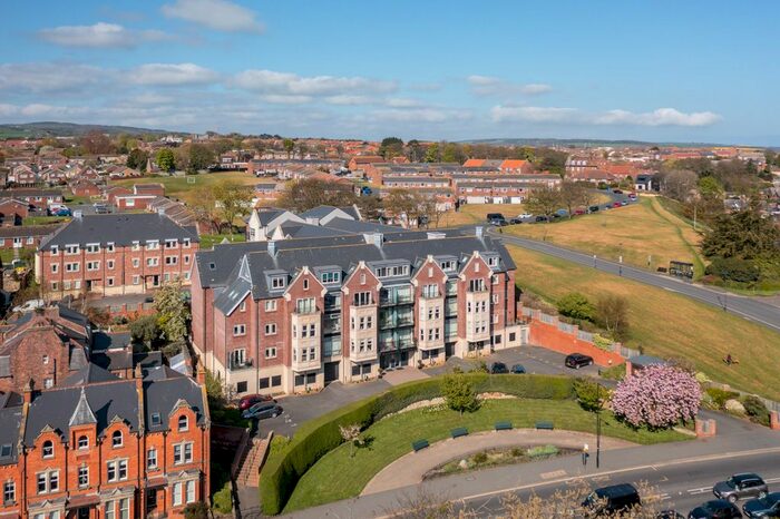2 Bedroom Flat For Sale In Caedmons Prospect, Whitby, YO21