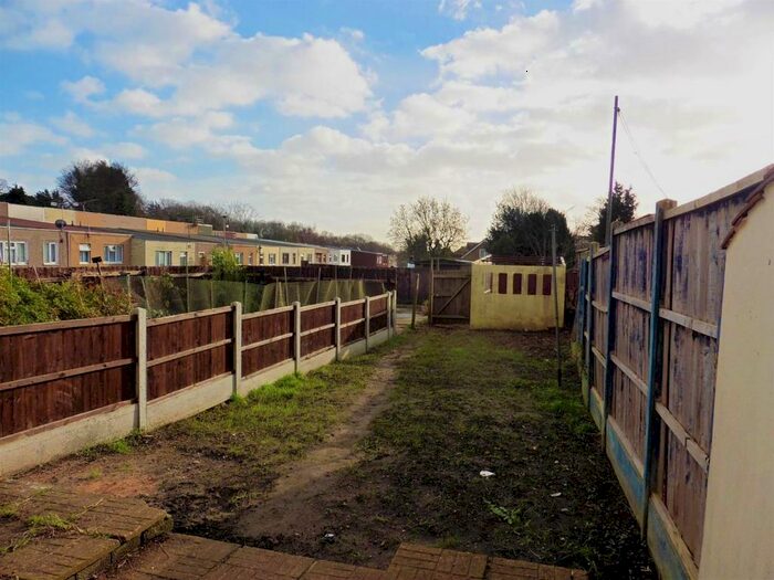 4 Bedroom Terraced House To Rent In Chadwell Road, Grays, RM17