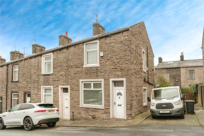 2 Bedroom End Of Terrace House For Sale In Portland Street, Colne, Lancashire, BB8