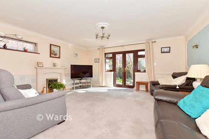 3 Bedroom Detached Bungalow For Sale In Lawrence Gardens, Herne Bay, Kent, CT6
