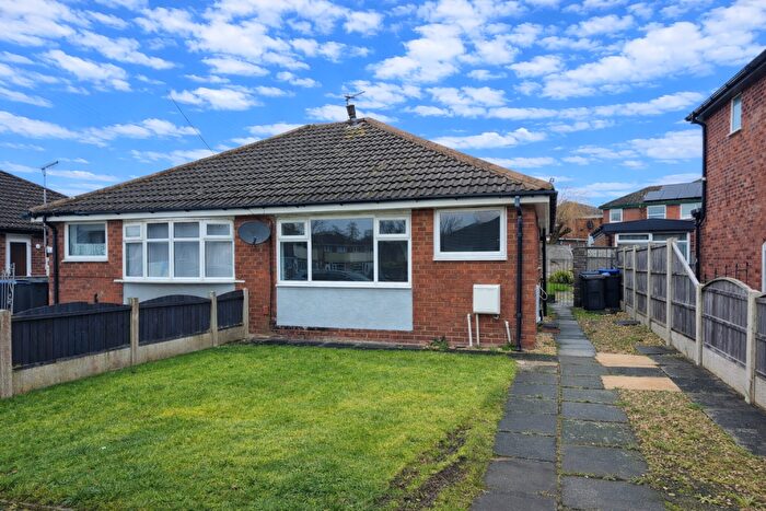 2 Bedroom Bungalow To Rent In Halton Gardens, Blackpool, FY4