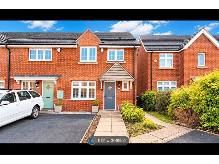 3 Bedroom End Terrace House To Rent In Brookes Meadow, Tipton, DY4