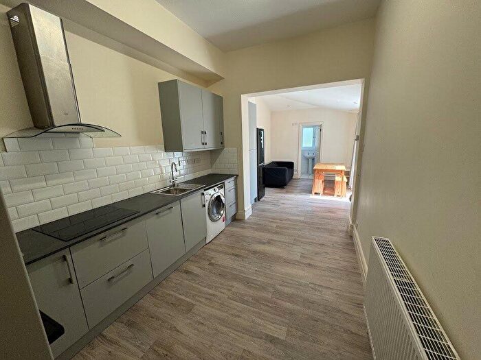 5 Bedroom Terraced House To Rent In Sefton Park Road, St Andrews, Bristol, BS7