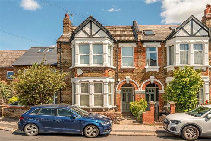 3 Bedroom Flat For Sale In Manwood Road, Brockley, SE4