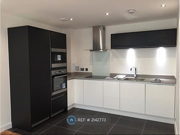 1 Bedroom Flat To Rent In Eltringham Street, London, SW18