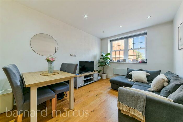 1 Bedroom Flat To Rent In Upper Mulgrave Road, Cheam, Sutton, SM2