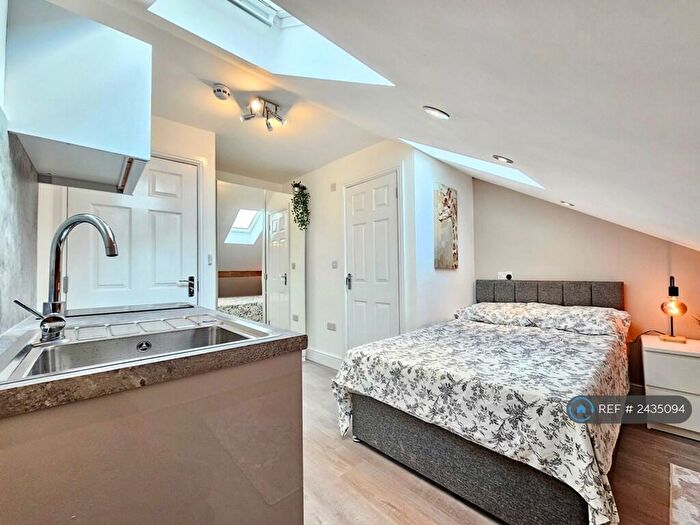 Studio To Rent In Lily Hill Street, Whitefield, Manchester, M45