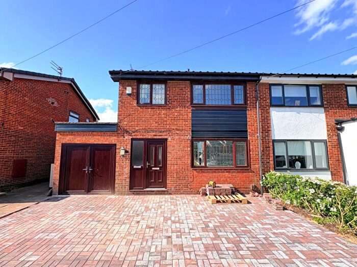 3 Bedroom Semi Detached House To Rent In Barnhurst Close, Childwall, Liverpool, Merseyside, L16