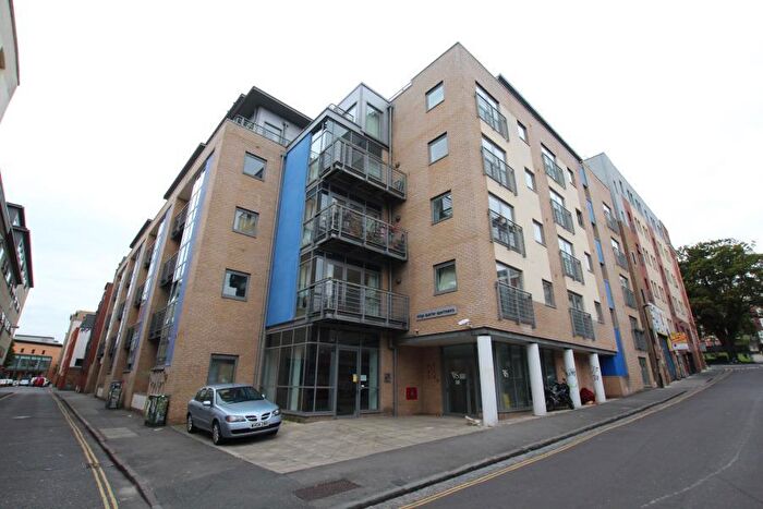 1 Bedroom Apartment To Rent In Kings Square Avenue - City Centre, BS2