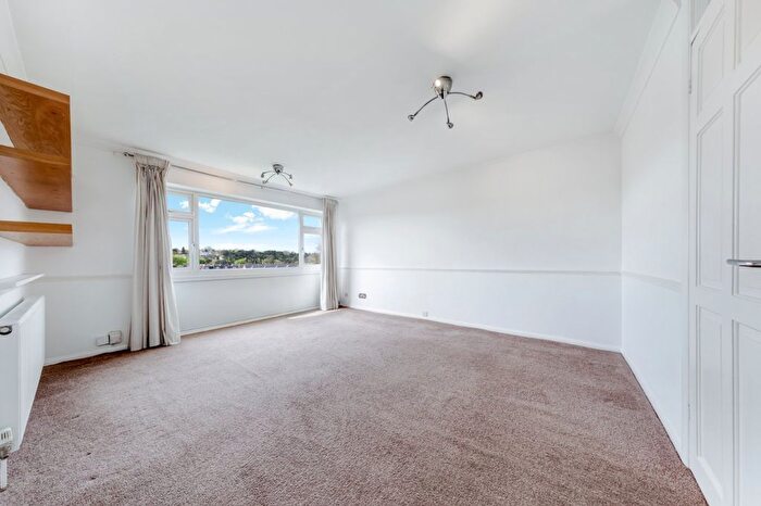 1 Bedroom Flat To Rent In Farnaby Road, Bromley, BR1