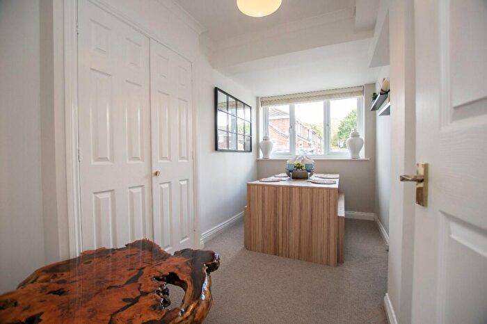 2 Bedroom Terraced House For Sale In Fox Close, Bishopstoke, SO50