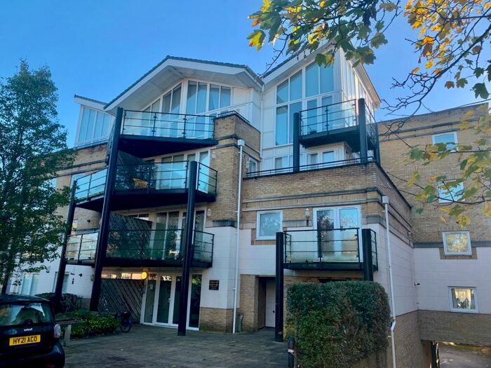 2 Bedroom Apartment To Rent In Highfield, SO17