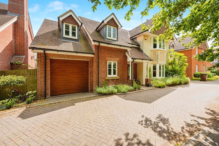 4 Bedroom Detached House For Sale In Cruickshank Drive, Wendover, Aylesbury, HP22