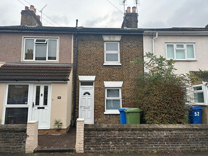 2 Bedroom Terraced House To Rent In Goodnestone Road, Sittingbourne, ME10