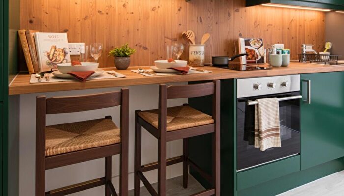 Apartment To Rent In Roath, Cardiff, CF24