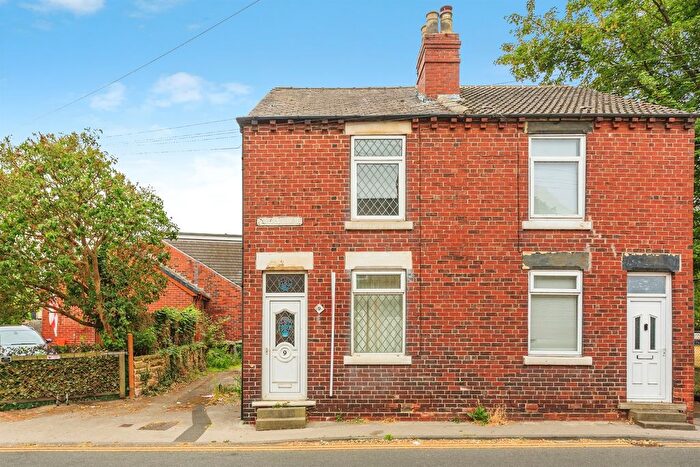 3 Bedroom Semi-Detached House For Sale In School Lane, Ryhill, Wakefield, WF4
