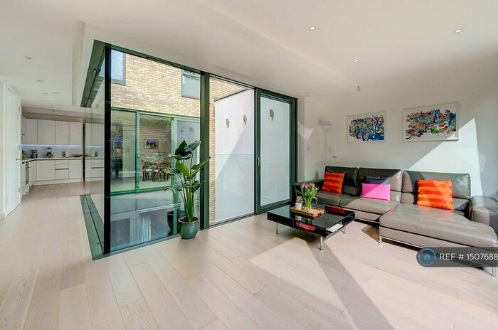 4 Bedroom Maisonette To Rent In Hafer Road, London, SW11