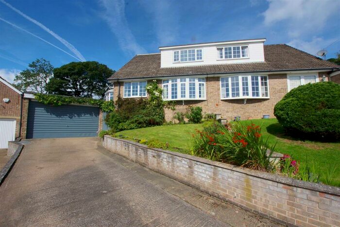 4 Bedroom Semi-Detached House For Sale In Martin Green Lane, Greetland, Halifax, HX4