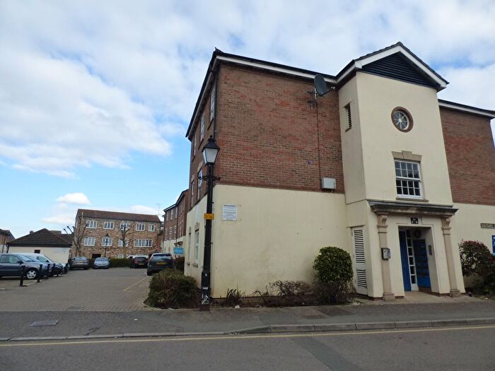 1 Bedroom Flat To Rent In Eastgate Gardens, Taunton, TA1
