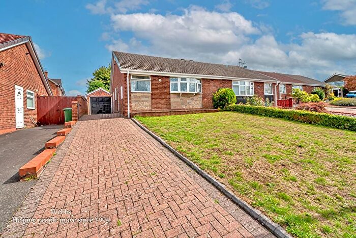 2 Bedroom Semi-detached Bungalow For Sale In Greenfields Drive, Rugeley, WS15