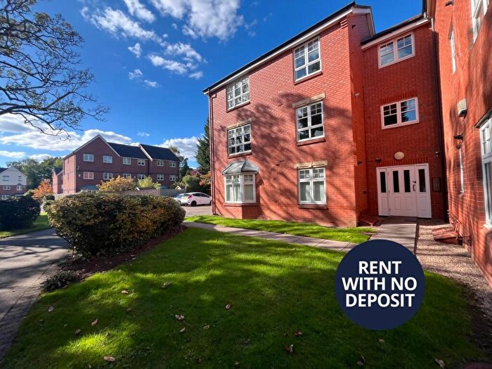 2 Bedroom Flat To Rent In Thorpe Court, Solihull, West Midlands, B91