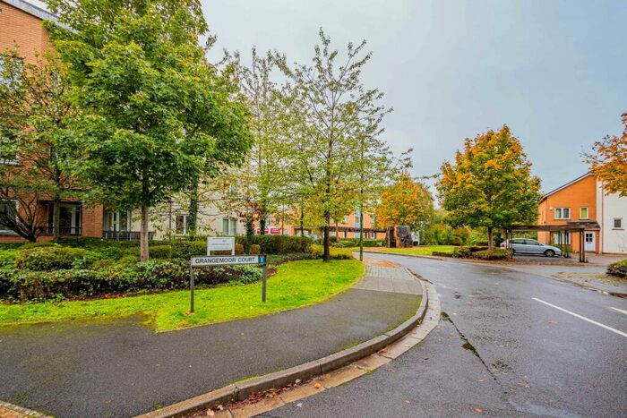 2 Bedroom Flat To Rent In Grangemoor Court, CF11