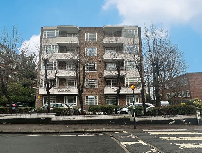 1 Bedroom Flat For Sale In Flat Kingswood Court, West End Lane, West Hampstead, London, NW6