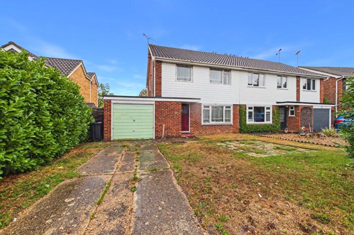 3 Bedroom Semi Detached House For Sale In Scots Drive, Wokingham, Berkshire, RG41