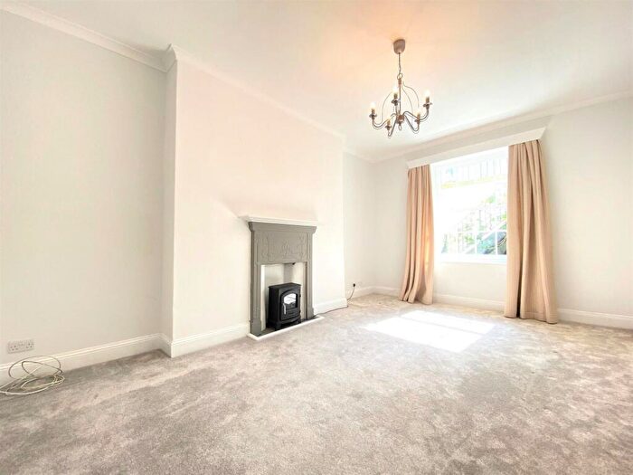 2 Bedroom Flat To Rent In Clifton, Canynge Square, BS8