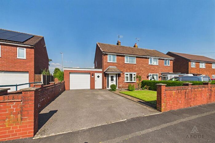 3 Bedroom Semi-Detached House For Sale In Copes Way, Uttoxeter, Staffordshire, ST14