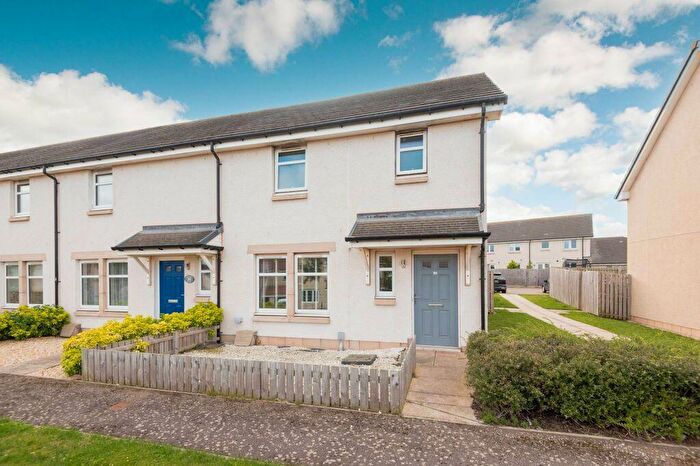 3 Bedroom End Of Terrace House For Sale In Cospatrick Gardens, Dunbar, EH42