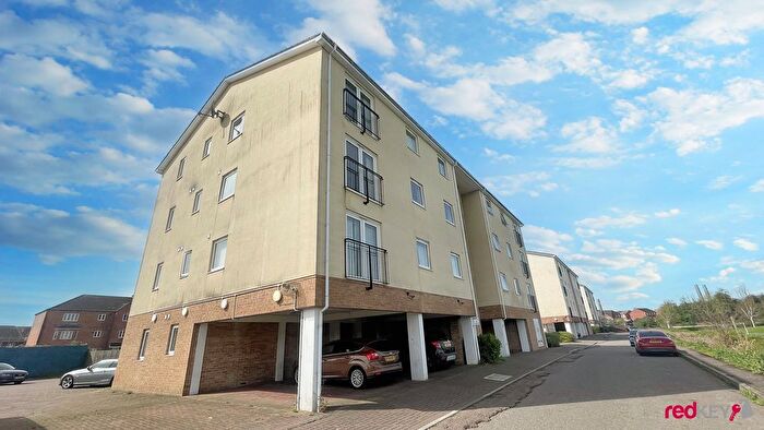 2 Bedroom Flat To Rent In Liberty Grove, Newport, NP19